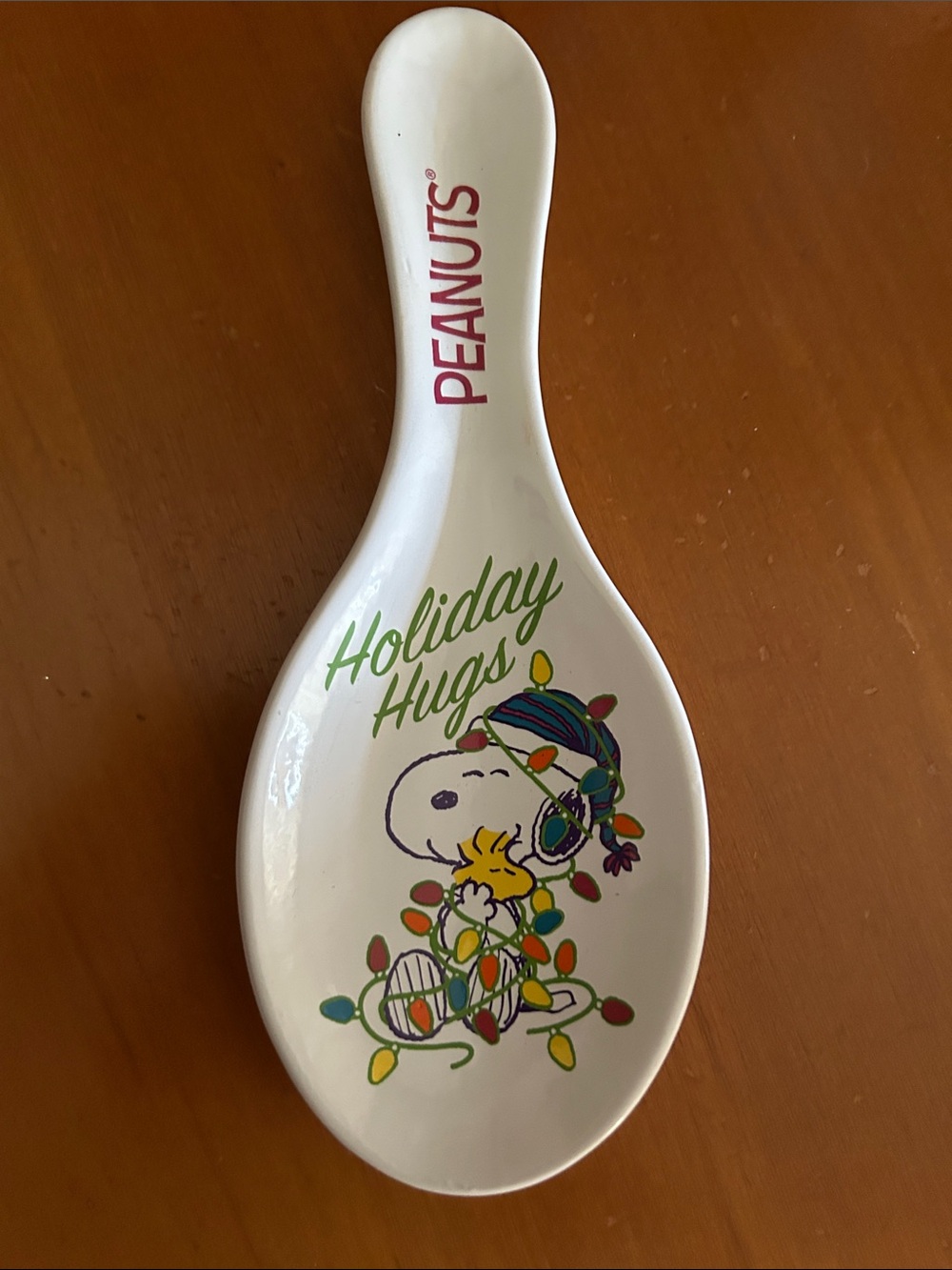 Peanuts White Holiday Hugs Ceramic Spoon Rest with Snoopy & Lights